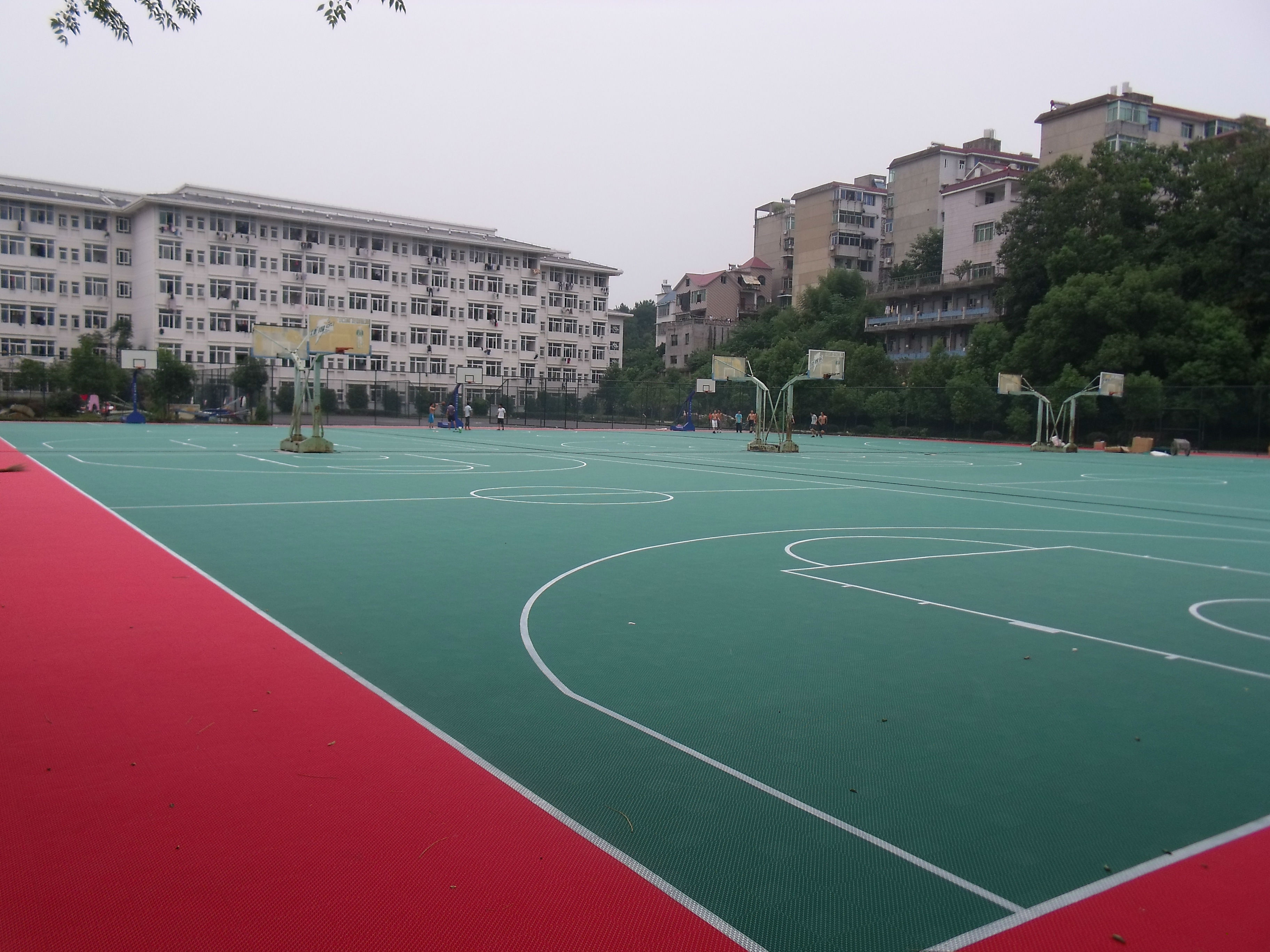 廣西拼裝地板|拼裝地板鋪設(shè)|懸浮式拼裝地板|籃球場拼裝地板-恒冠體育,廠家直銷